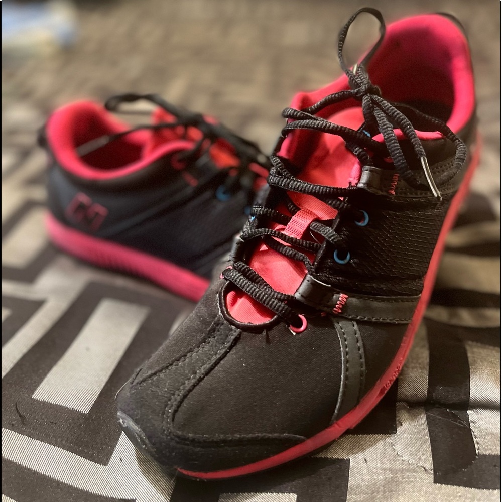 New Balance Ladies Training Shoes- Size 7 US
